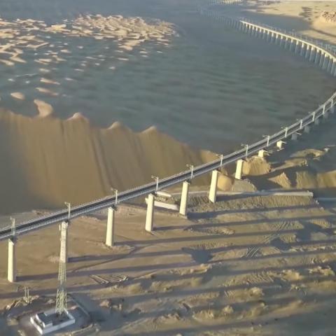 dunhuang_golmud_railroad